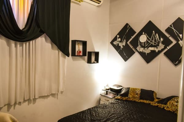 Instalações Relax Massoterapia Porto Alegre - Sala de Massagem 2